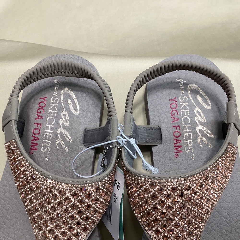 NWT Skechers Cali Meditation Rockstar flip flops - Picture 7 of 14
